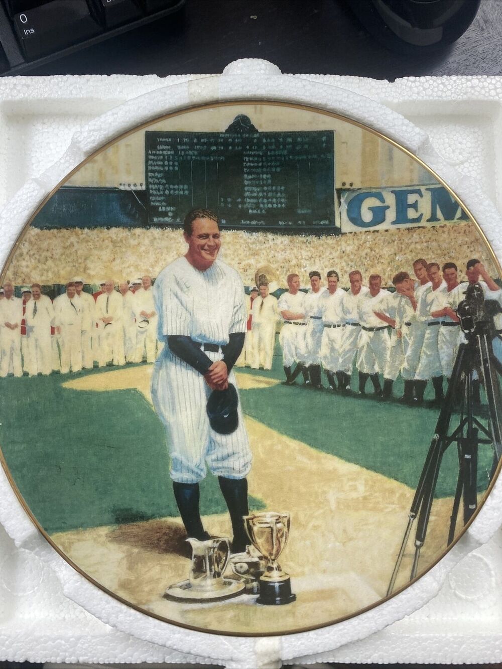DELPHI LOU GEHRIG THE LUCKIEST MAN LARGE 8" PLATE BRADFORD EXCHANGE